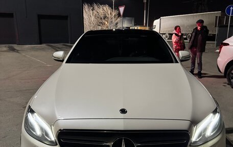Mercedes-Benz E-Класс, 2018 год, 3 790 000 рублей, 14 фотография