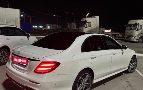 Mercedes-Benz E-Класс, 2018 год, 3 790 000 рублей, 15 фотография