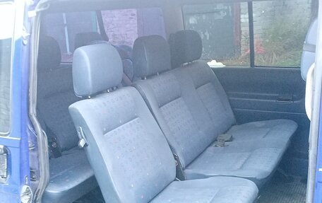 Volkswagen Caravelle T4, 2001 год, 777 000 рублей, 9 фотография