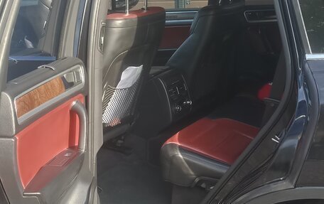 Volkswagen Touareg III, 2010 год, 2 000 000 рублей, 6 фотография