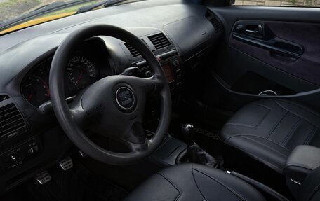 SEAT Cordoba II, 2001 год, 400 000 рублей, 8 фотография