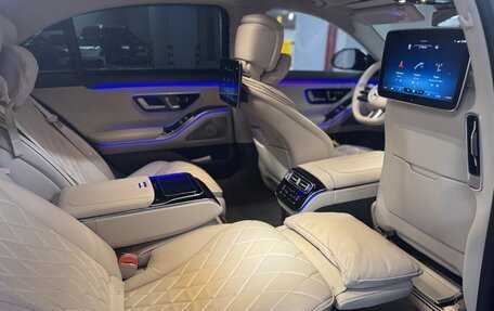 Mercedes-Benz S-Класс, 2021 год, 14 000 000 рублей, 15 фотография