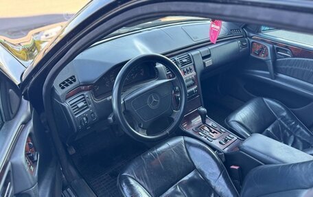 Mercedes-Benz E-Класс, 1997 год, 500 000 рублей, 7 фотография