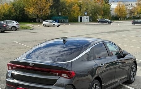 KIA K5, 2021 год, 2 750 000 рублей, 5 фотография