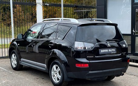 Mitsubishi Outlander III рестайлинг 3, 2009 год, 1 079 000 рублей, 6 фотография