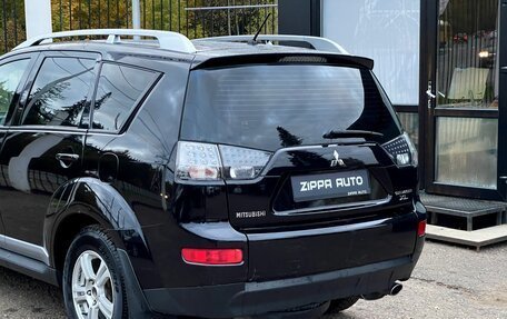 Mitsubishi Outlander III рестайлинг 3, 2009 год, 1 079 000 рублей, 7 фотография