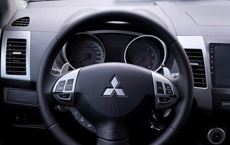 Mitsubishi Outlander III рестайлинг 3, 2009 год, 1 079 000 рублей, 12 фотография