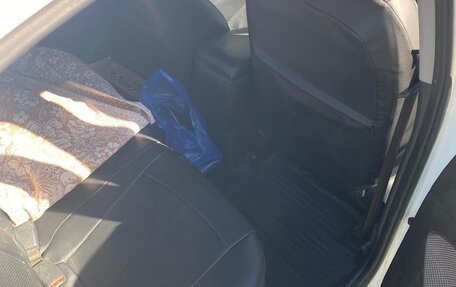 Hyundai Solaris II рестайлинг, 2013 год, 800 000 рублей, 7 фотография