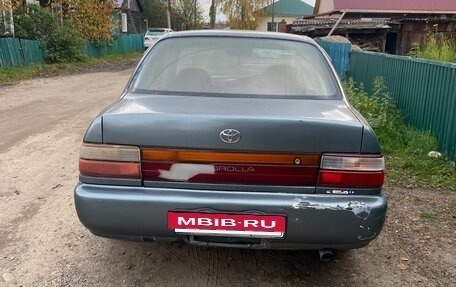Toyota Corolla, 1993 год, 230 000 рублей, 3 фотография