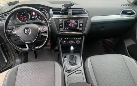 Volkswagen Tiguan II, 2017 год, 1 950 000 рублей, 5 фотография