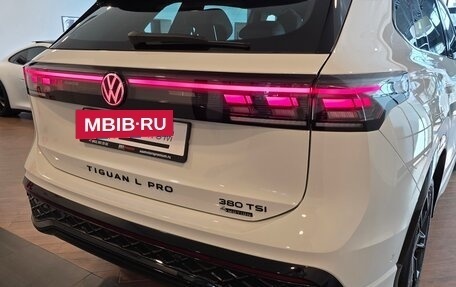 Volkswagen Tiguan, 2025 год, 4 950 000 рублей, 34 фотография