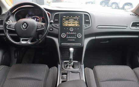 Renault Megane IV, 2018 год, 1 499 000 рублей, 6 фотография
