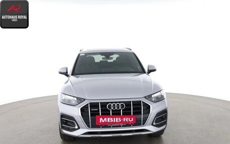 Audi Q5, 2021 год, 3 990 000 рублей, 2 фотография