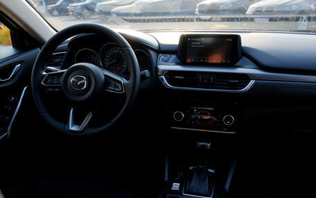 Mazda 6, 2018 год, 1 910 400 рублей, 12 фотография