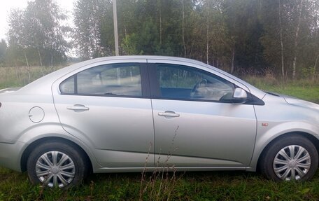 Chevrolet Aveo III, 2012 год, 700 000 рублей, 3 фотография
