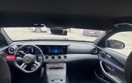Mercedes-Benz E-Класс, 2021 год, 4 150 000 рублей, 19 фотография