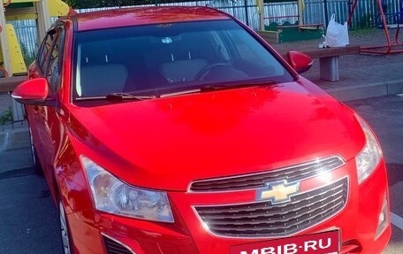 Chevrolet Cruze II, 2014 год, 900 000 рублей, 2 фотография