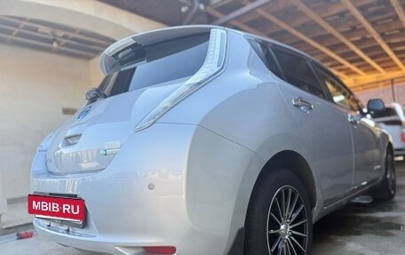 Nissan Leaf I, 2013 год, 590 000 рублей, 5 фотография