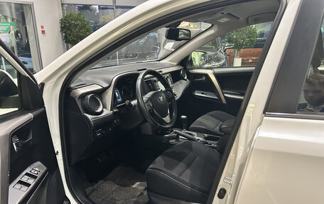 Toyota RAV4, 2016 год, 2 879 000 рублей, 20 фотография