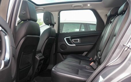 Land Rover Discovery Sport I рестайлинг, 2016 год, 2 100 000 рублей, 9 фотография