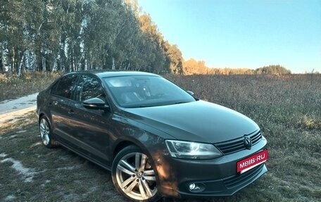 Volkswagen Jetta VI, 2012 год, 1 170 000 рублей, 1 фотография