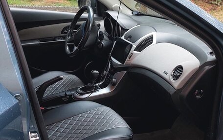 Chevrolet Cruze II, 2013 год, 870 000 рублей, 6 фотография