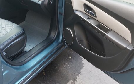 Chevrolet Cruze II, 2013 год, 870 000 рублей, 17 фотография