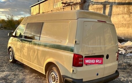 Volkswagen Transporter T6 рестайлинг, 2016 год, 1 300 000 рублей, 6 фотография