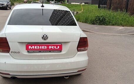 Volkswagen Polo VI (EU Market), 2018 год, 800 000 рублей, 3 фотография