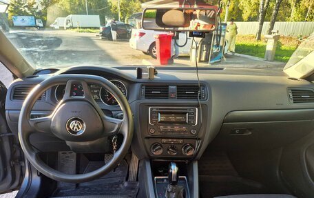 Volkswagen Jetta VI, 2015 год, 930 000 рублей, 12 фотография
