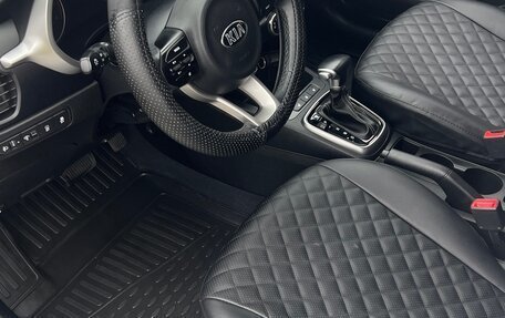 KIA Rio IV, 2021 год, 1 830 000 рублей, 2 фотография