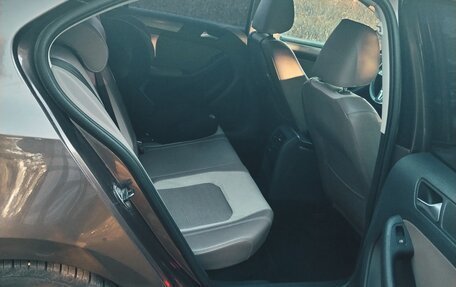 Volkswagen Jetta VI, 2012 год, 1 170 000 рублей, 9 фотография