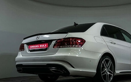 Mercedes-Benz E-Класс, 2014 год, 2 630 000 рублей, 20 фотография