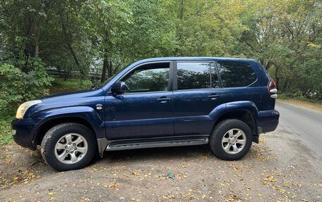 Toyota Land Cruiser Prado 120 рестайлинг, 2006 год, 1 850 000 рублей, 1 фотография