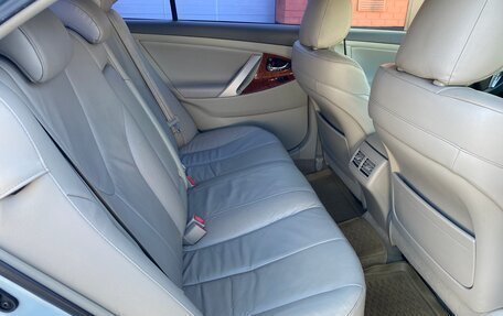 Toyota Camry, 2008 год, 1 190 000 рублей, 18 фотография