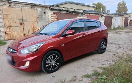 Hyundai Solaris II рестайлинг, 2014 год, 970 000 рублей, 2 фотография