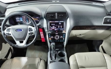 Ford Explorer VI, 2012 год, 1 600 000 рублей, 18 фотография