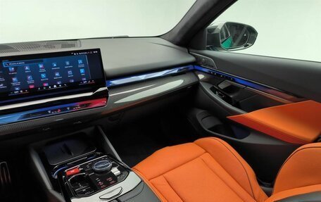 BMW M5, 2025 год, 23 100 000 рублей, 12 фотография