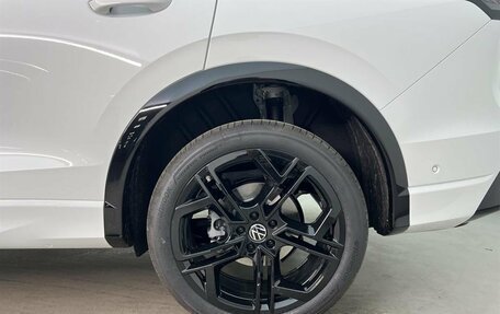 Volkswagen Tiguan, 2025 год, 4 935 000 рублей, 7 фотография