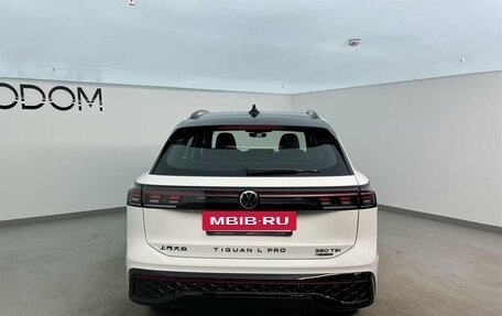 Volkswagen Tiguan, 2025 год, 4 935 000 рублей, 4 фотография