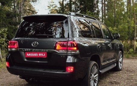 Toyota Land Cruiser 200, 2016 год, 6 100 000 рублей, 5 фотография