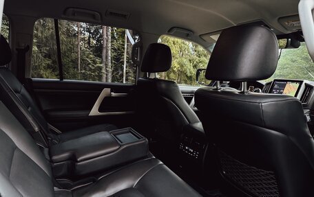 Toyota Land Cruiser 200, 2016 год, 6 100 000 рублей, 14 фотография
