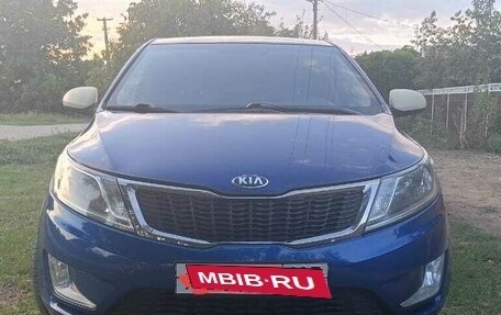 KIA Rio III рестайлинг, 2013 год, 1 100 000 рублей, 1 фотография