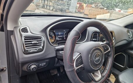 Jeep Compass II, 2020 год, 2 550 000 рублей, 9 фотография