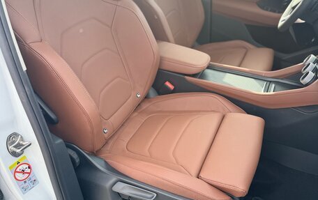 Skoda Kodiaq, 2025 год, 4 500 000 рублей, 15 фотография