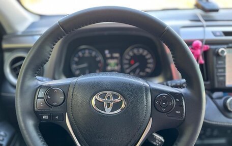 Toyota RAV4, 2018 год, 2 230 000 рублей, 2 фотография
