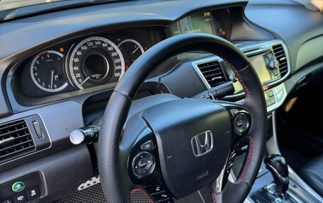 Honda Accord IX рестайлинг, 2013 год, 1 300 000 рублей, 23 фотография