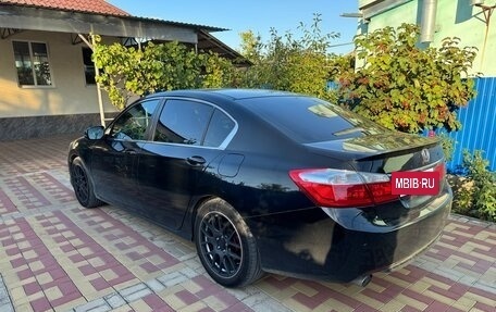 Honda Accord IX рестайлинг, 2013 год, 1 300 000 рублей, 29 фотография
