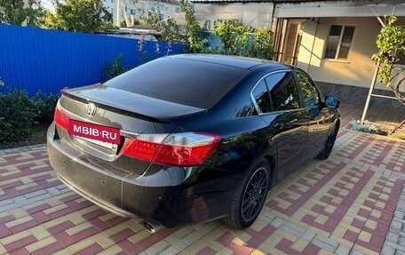 Honda Accord IX рестайлинг, 2013 год, 1 300 000 рублей, 25 фотография