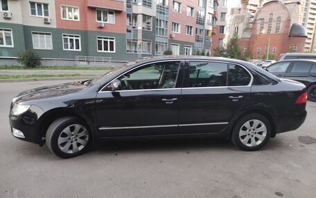 Skoda Superb III рестайлинг, 2011 год, 960 000 рублей, 2 фотография